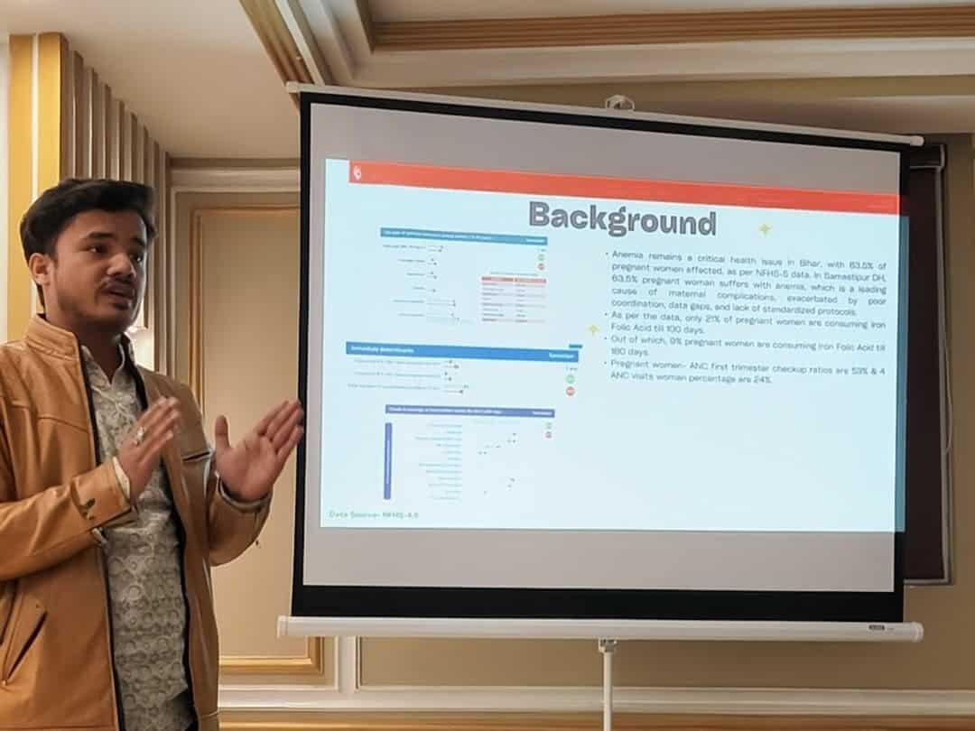 Shreyash Gupta presenting